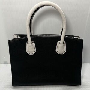 Charming Charlie Black & White Faux Leather‎ MEDIUM SHOULDER PURSE Handbag